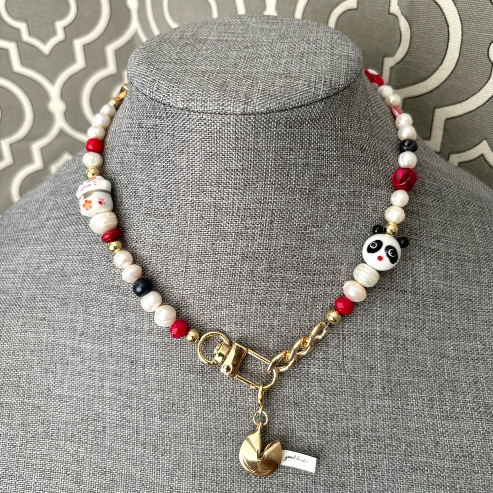 ✨NEW Good Luck Fortune Cookie Cat Necklace